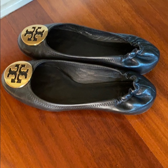 Tory Burch Reva Flats - Picture 2 of 4